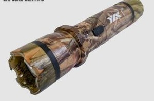 lot 25900 image: Survival Camo Stun Device Flashlight