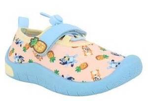 lot 25903 image: Toddler Girls Pineapple Print Water Shoes, Size 131