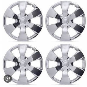 lot 25922 image: 16-inch Chrome Wheel Covers Set of 4 (Plastic)