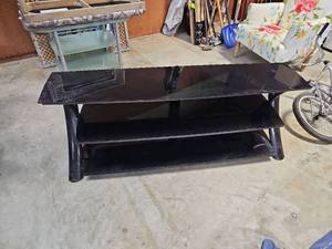 lot 18898 image: black tempered glass 3-Tier TV stand