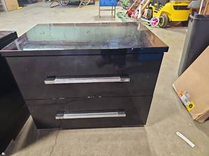 lot 18907 image: Black 2 Drawer Nightstand