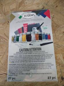 lot 20380 image: Testors Gloss Enamel Finishing Set- - Retail $55