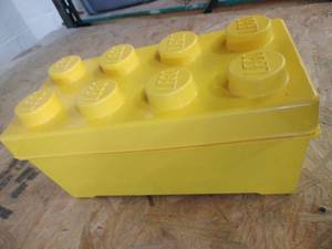 lot 20385 image: Lego Brick Lego Organizer with Miscellaneous Legos - Retail $0