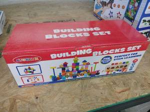 lot 20407 image: Atoylink Building Blocks Set - Educational STEM Toy - Retail $15