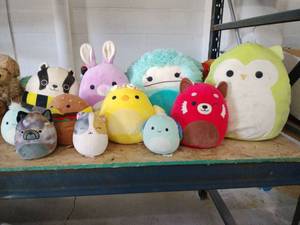 lot 20428 image: Lot of Miscellaneous Squishmallows - Retail $0