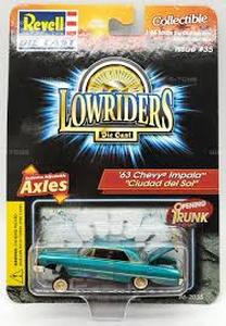 lot 20347 image: Revell Lowriders 1963 Chevy Impala Ciudad del Sol - Retail $0