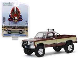 lot 20371 image: Greenlight Collectibles 164 scale die-cast metal 1982 GMC K-2500 pickup truck  - Retail $0