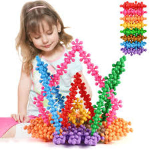 lot 20411 image: Interlocking Building Blocks Set - 200 Pieces - Retail $15