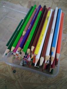 lot 20513 image: Pencil Case with Colored Pencils