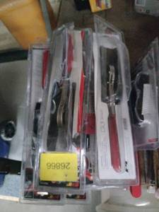 lot 20551 image: Lot of Break Pad Spreaders