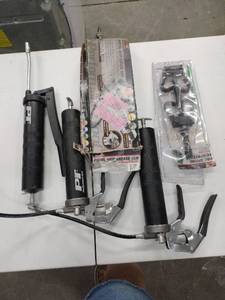 lot 20562 image: Lot of Miscellaneous Tools