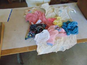 lot 3741 image: Selection of Vintage Doll Clothes