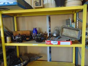 lot 3762 image: Contents of Yellow Shelf