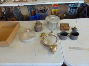 lot 3790 image: Canteens - Receipt Holder - Horn and More