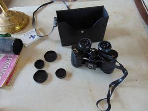 lot 3864 image: Pair of Bushnel Binoculars