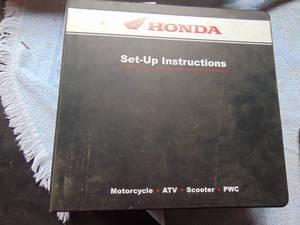 lot 3881 image: Honda Motorcycle manual