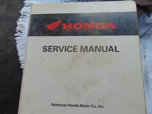 lot 3882 image: Honda Motorcycle manual