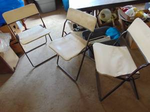 lot 3943 image: 3 Cloth - Metal Framed Collapsible Chairs