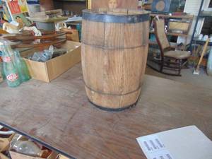 lot 3950 image: Small Wooden Barrel - 24 tall or so
