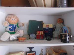 lot 3955 image: Contents of Shelves - Cabbage Patch