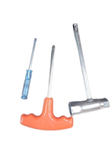 lot 6478 image: A3-Piece Hand Tool Set - Screwdrivers and Hammer