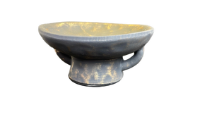 lot 15105 image: Ceramic Stand Bowl Shaped with Gold Accents