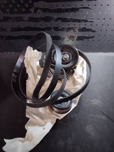 lot 11516 image: Pulley Tensioner Brand Unknown. Unknown For Car It Goes Too (Used)
