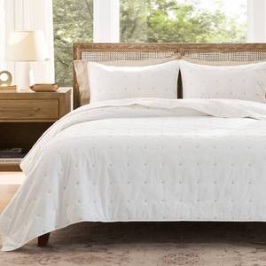 lot 15161 image: Bedsure 100% Cotton Quilt Set - Queen Size Bedspread, Lightweight Soft Bed Coverlet, 3-Piece Cozy Stitching Comforter with 2 Pillow Shams in Embroidery Clover Pattern, 90x96 inches, White