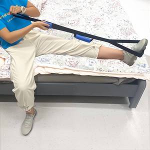 lot 20445 image: 42 Inch Leg Lifter,Leg Lifter After Hip Replacement with Large Foot Loop,Mobility Aid for Disables and Elderly,Leg Lifter Strap for Knee Replacement Recovery Aids(Black)