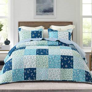 lot 11569 image: Whale Flotilla Patchwork Quilt King Size, Extra Soft Boho Floral Bedspreads for Bed Reversible Lightweight King Quilt Bedding Set Printed Coverlets with 2 Pillow Shams for All Seasons, Blue