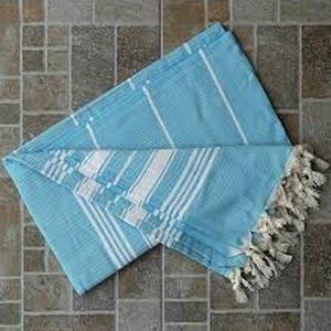 lot 17261 image: Dandelion- basic pattern towel. 71x39 inches