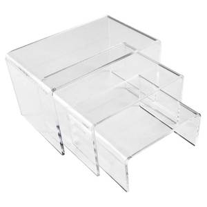 lot 18053 image: Super Z Outlet Clear Acrylic Riser Jewelry Showcase Display Set of Three (3-Inch, 4-Inch, 5-Inch) (1 Set)