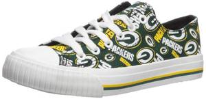 lot 17302 image: FOCO Green Bay Packers NFL Womens Low Top Repeat Print Canvas Shoes - 9