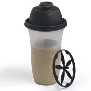 lot 18192 image: SIGNORA WARE Shaker Bottles  17-Ounce Plastic Protein Shake Bottle for Meal Replacement Shakes and Smoothies, Beverages, Mixing Salad Dressing and Sauces, Margarita, and More