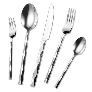 lot 18316 image: 40-Piece Silverware Set, Luxury Silverware Set for 8, Stainless Steel Flatware with Diamond Cut Pattern, Mirror Polished Utensil Sets, Dishwasher Safe