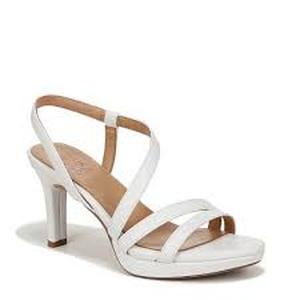 lot 17345 image: Alizer Natural Size 9 Brenta Smooth White