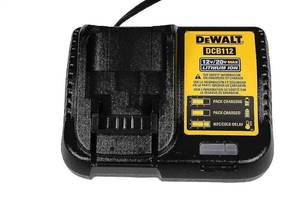 lot 12289 image: DEWALT 20V MAX Battery Charger (DCB112)