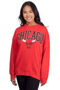 lot 12323 image: Ultra Game NBA Official Womenfts Extra Soft Fleece Distressed Oversized Pullover Sweatshirt, Chicago Bulls, Team Color, Large