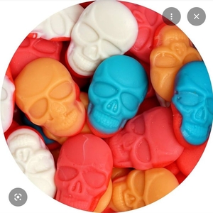 lot 4098 image: Halloween Gummy Skulls 1 Pound Bulk Candy