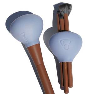 lot 123 image: Sonia Kashuk brush bubble Original Silicone Makeup Brush Covers for Travel, A Storage & Organizer Case for Brushes to protect Makeup Bag, Universal Design For Single & Multi-fit, Pink - Retail $12