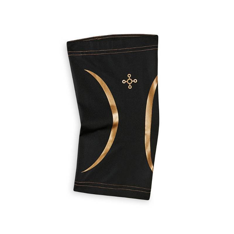 lot 4676 image: Tommie Copper Sport Compression Knee Support Sleeve - SM Joint Support, Polyester Material - Retail $30
