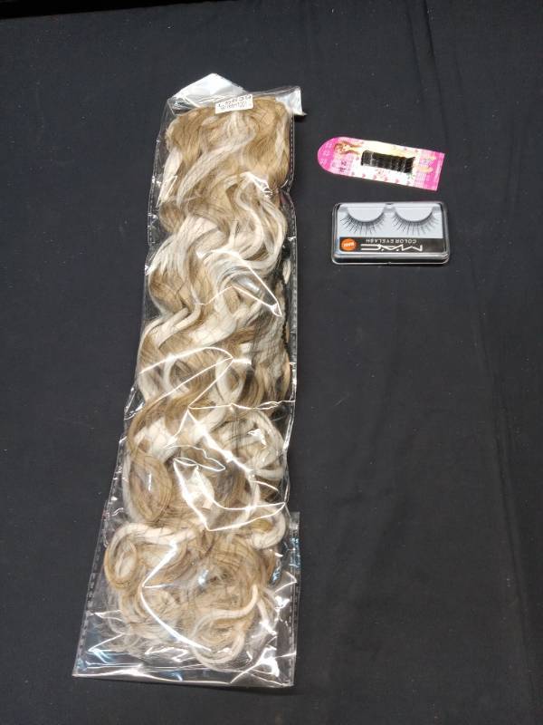 lot 4854 image: Fashion Hair 100% Heat Resistant Synthetic Fiber Clip on Extension