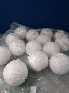 lot 18474 image: 14 Pack Large Beaded White Ornaments - Retail $0