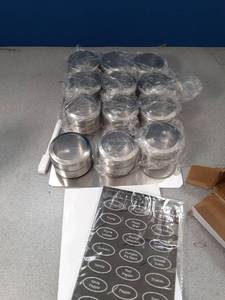 lot 18540 image: Magnetic Spice Holders, 12 Jars  - Retail $0