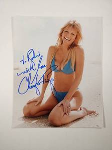 lot 111 image: Model Cheryl Tiegs Signed Photo