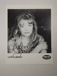 lot 112 image: LeAnn Rimes Signed MCG Curb Promotional Photo