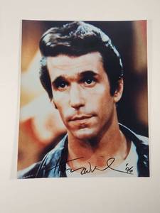 lot 153 image: Henry Winkler As Fonzie Signed Photo