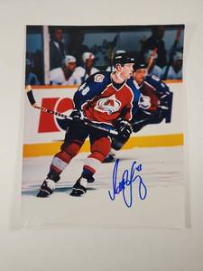 lot 154 image: Colorado Avalanche NHL Signed Photo