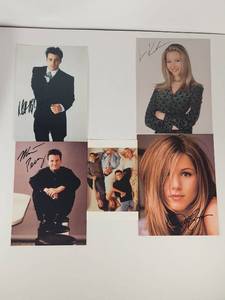 lot 166 image: Friends TV Show Signed Promotional Photos Collection Facsimile