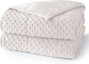 lot 2780 image: $46 Weighted Blanket for Adults Twin 15 lb, 60x80, Cream, Glass Beads